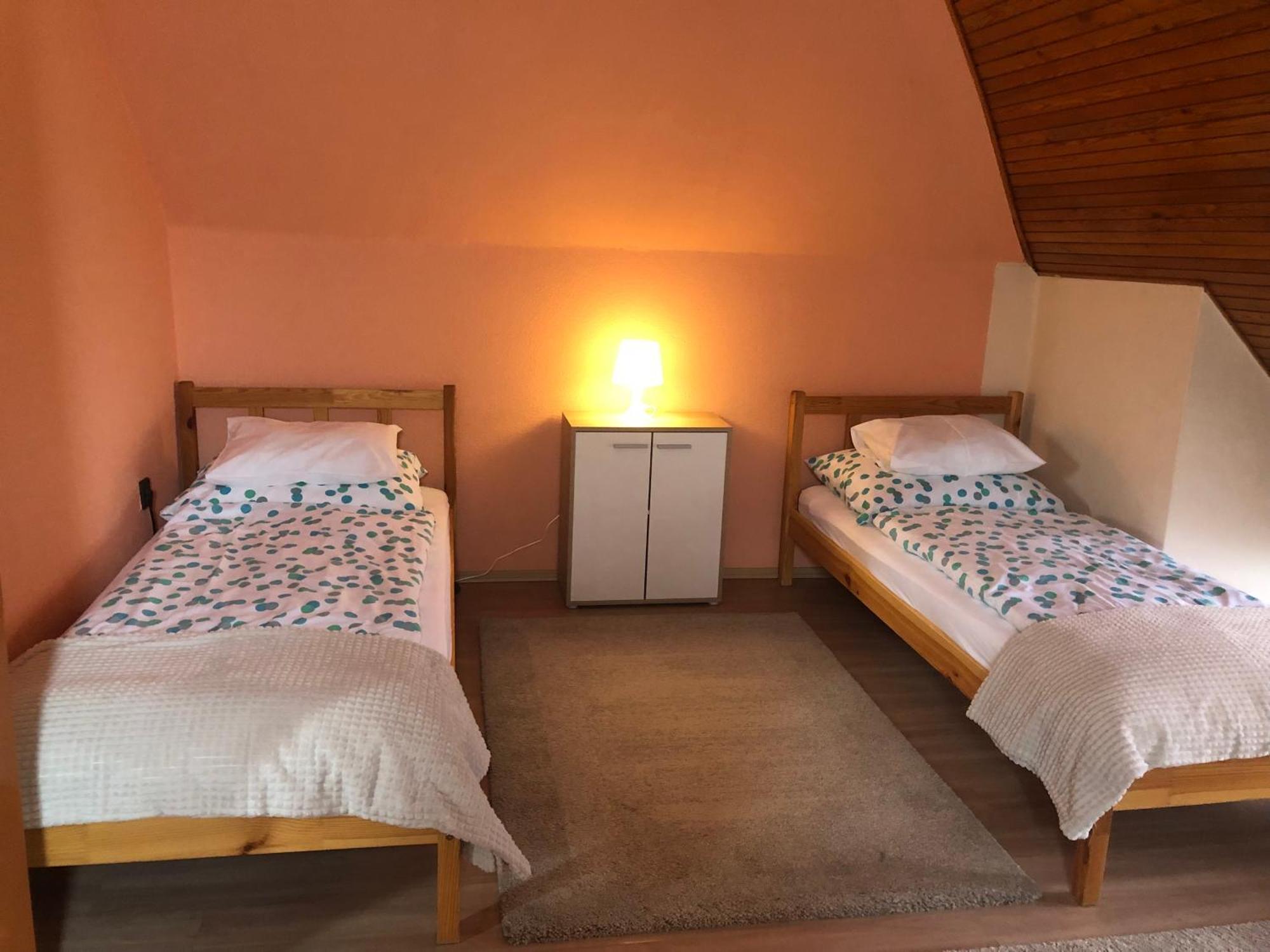 Bakonyi Mamutfenyő Vendégház Tés Esterno foto