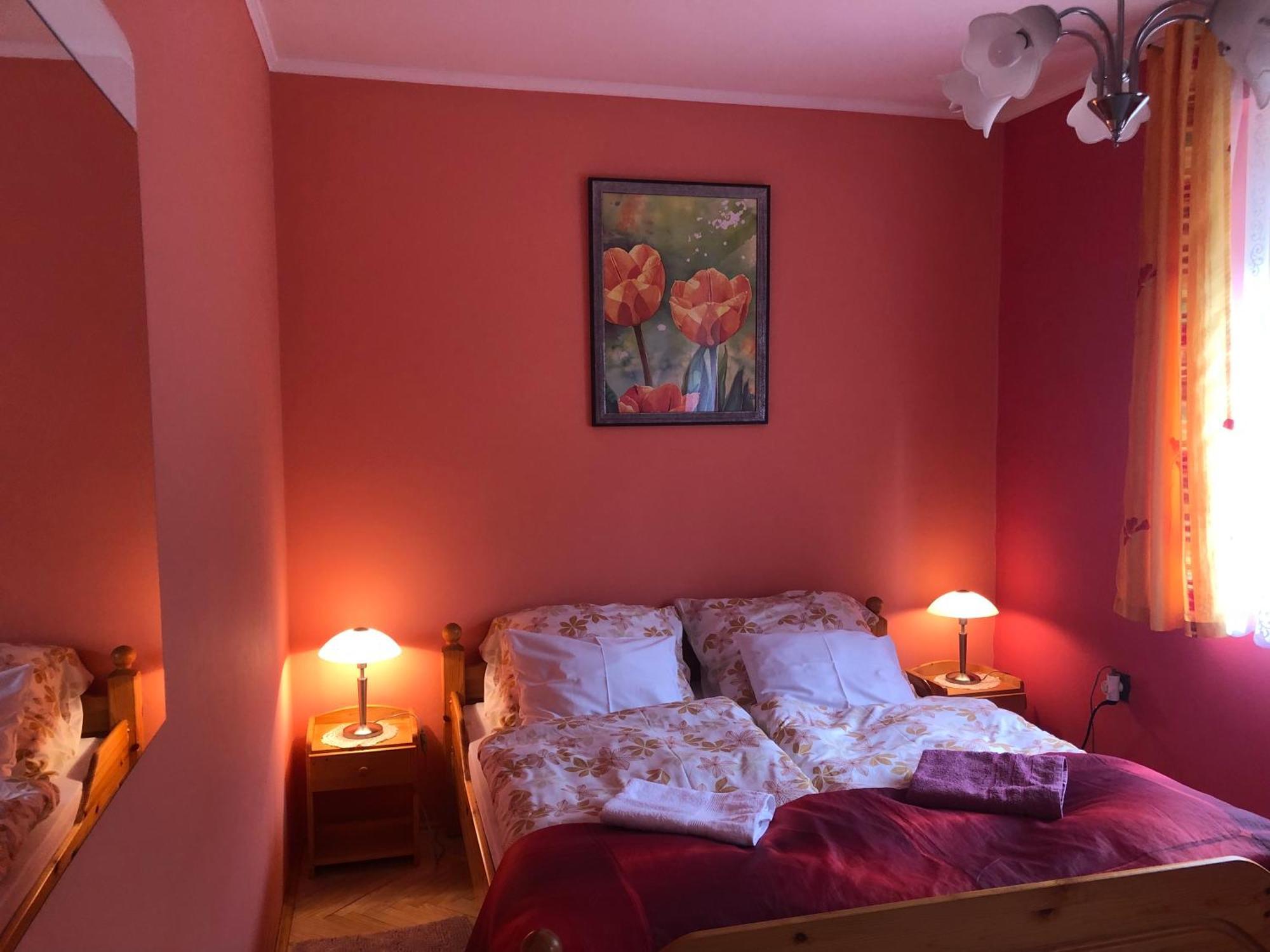 Bakonyi Mamutfenyő Vendégház Tés Esterno foto